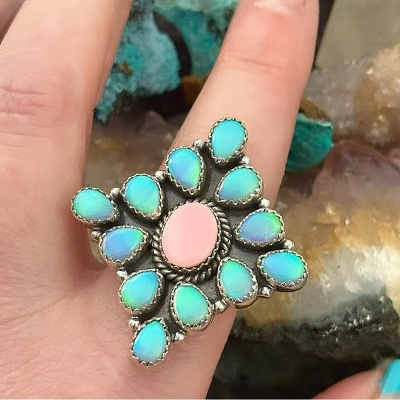 Pink queen conch aurora opal sterlin silver adjustable statement ring - Picture 11 of 12